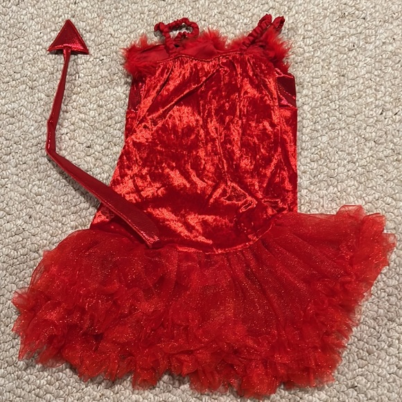 Girls, darling devil Halloween costume - Picture 8 of 15